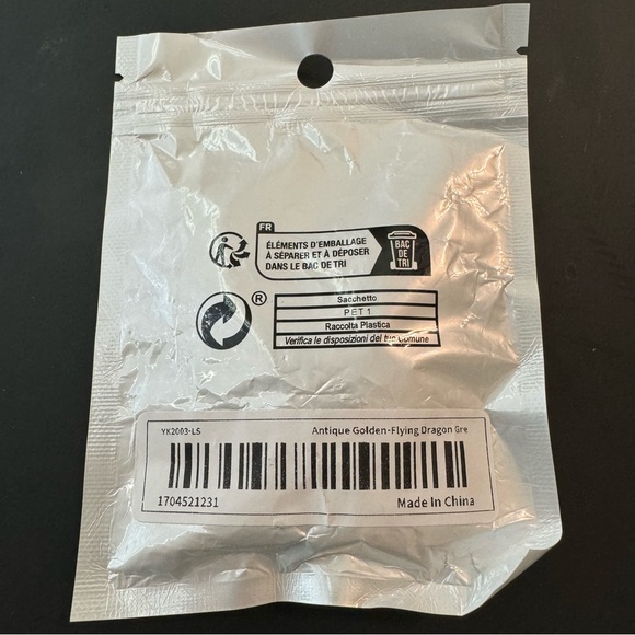 NWT Dragon Jeweled Keychain - Picture 11 of 11